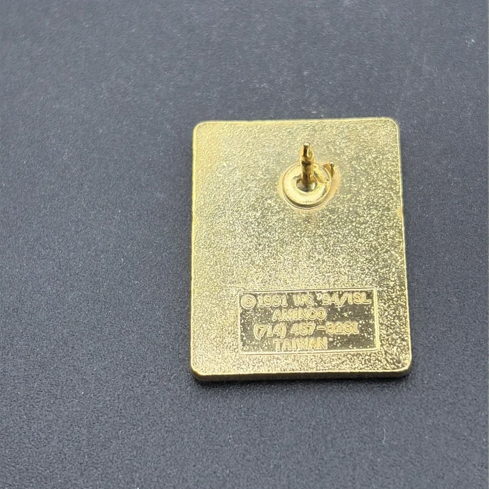 World Cup USA 1994 Soccer Football Los Angeles‎ Lapel Hat Pin